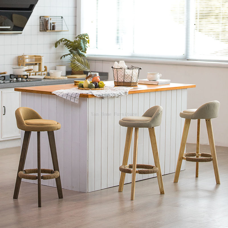 Scandinavian Style Bar Seat