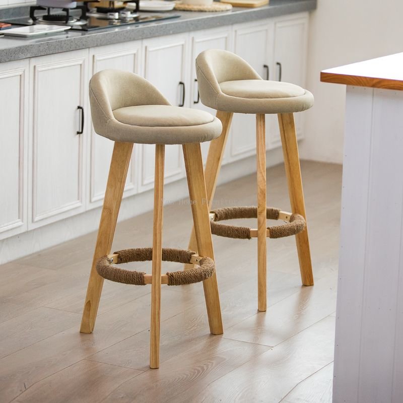 Scandinavian Style Bar Seat